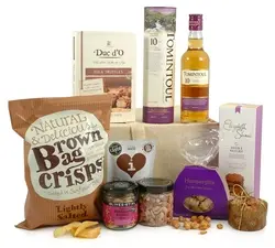 Scotch Whisky Hamper | Tomintoul 10 and Sweet & Savoury Treats