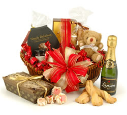 Hampergifts.co.uk Offer Champagne Surprise for Only £32.95 Hampergifts.co.uk Offer Champagne Surprise for Only £32.95