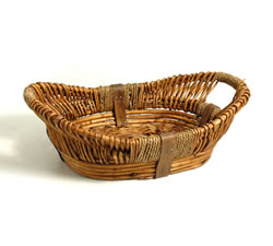 Empty Hampers & Baskets: from Hampergifts.co.uk - 16 inch - Medium Oval Basket