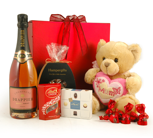 Champagne hamper for Mother's Day