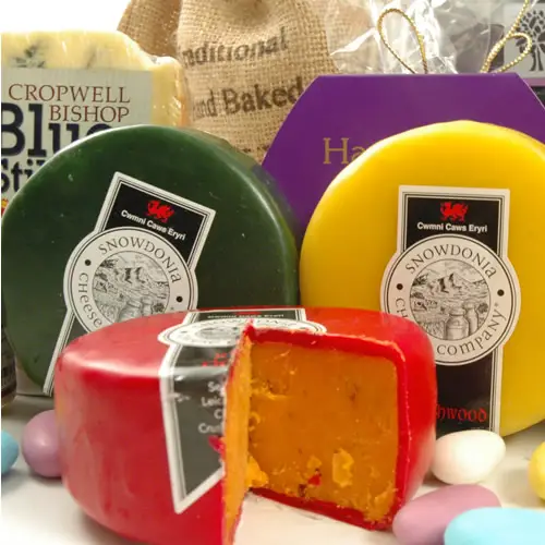 Food hampers with cheese