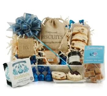 Afternoon Cream Tea Hamper | with Clotted Cream & Scones 