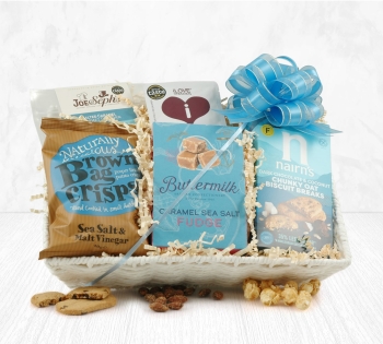 Christmas Food Hampers | Festive Food Gifts | Hampergifts - Award-Winning Gluten-Free Snacking Hamper
