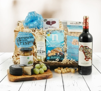 Christmas Cheese Hampers | Festive Cheese Gifts | Hampergifts - Luxury Gluten-Free Hamper | with Wine & Cheese
